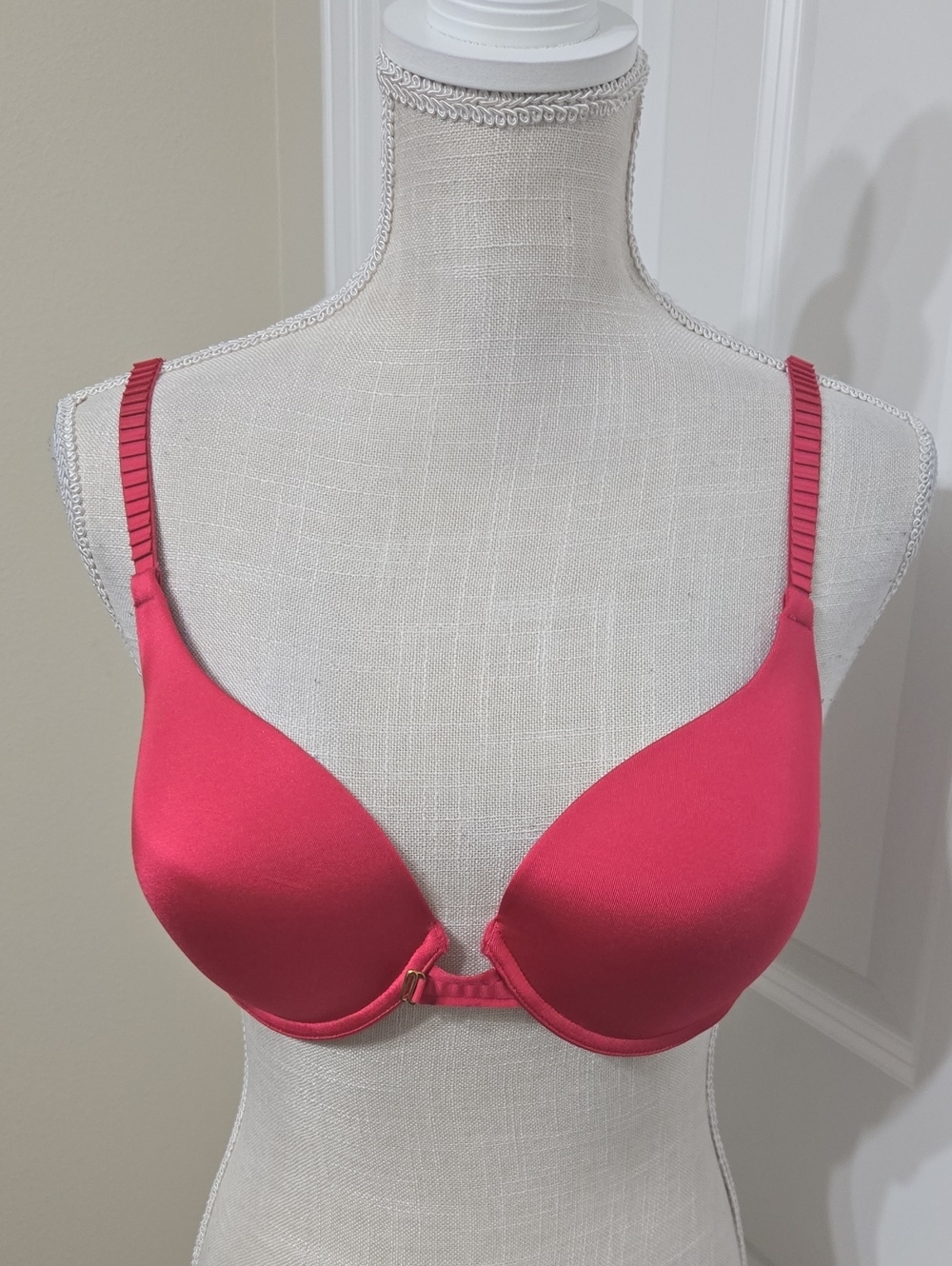 Lily Of France Red Sculpting Interchangeable Push Up Bra 36C